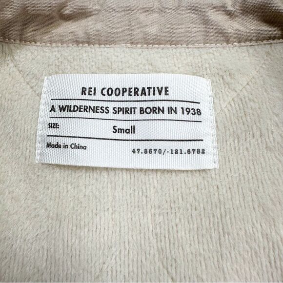 REl Small Cooperative Nook Quilted Sweatshirt Heathered Macadamia Brushed Fleece - Picture 4 of 8